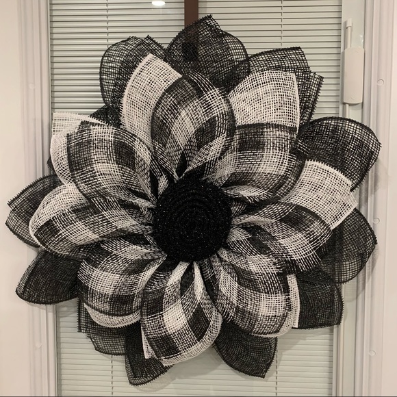 Black and White Buffalo Plaid Wreath Handmade - Picture 1 of 4
